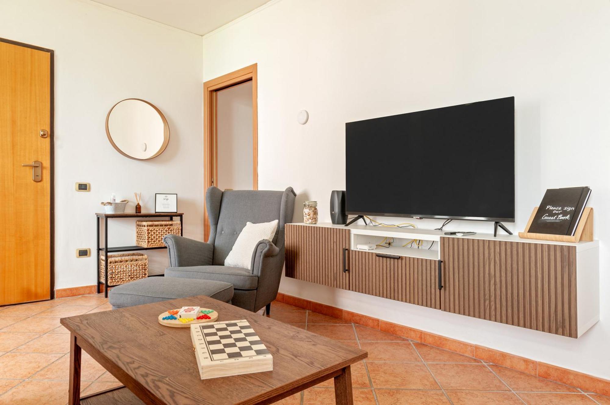 شقة Cozy Retreat In Coastal ليفورنو المظهر الخارجي الصورة
